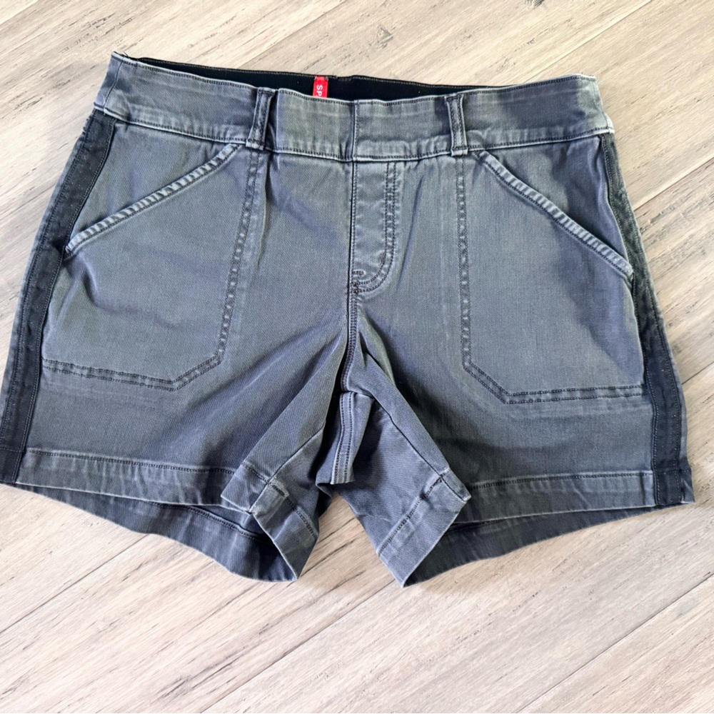 SPANX Washed Black Twill Women's Shorts